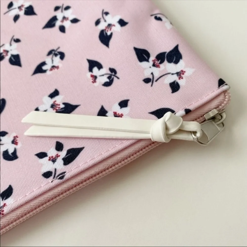 Kate Spade New York Floral Canvas Zip Pouch With Leather Pull NWT